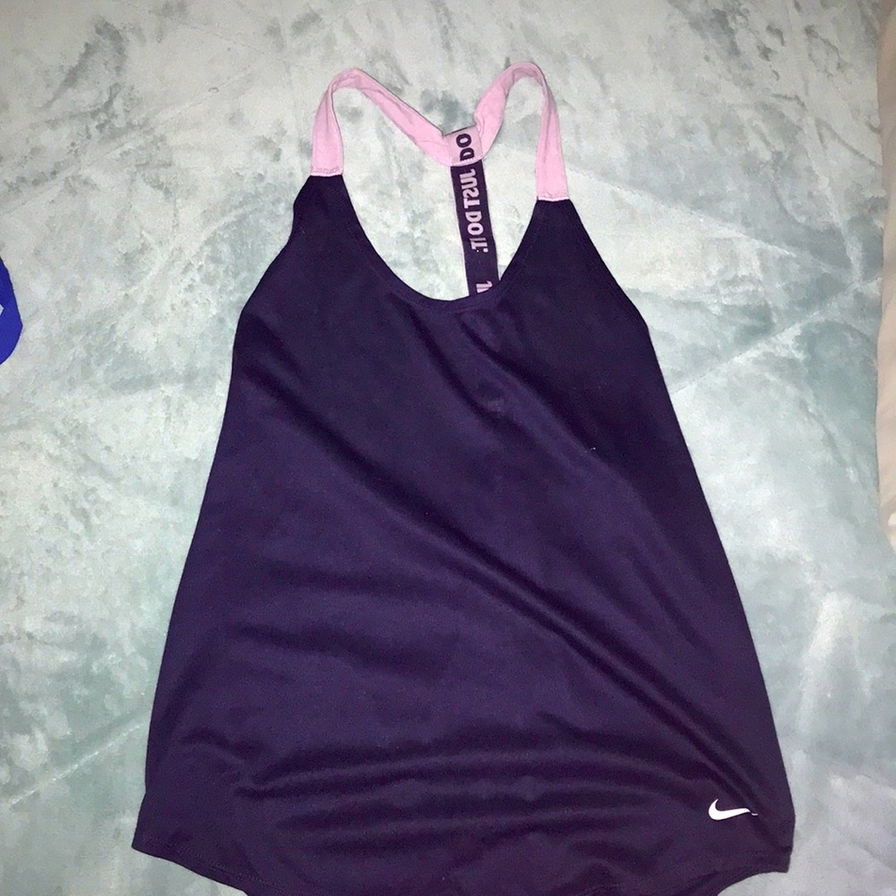 Nike tank